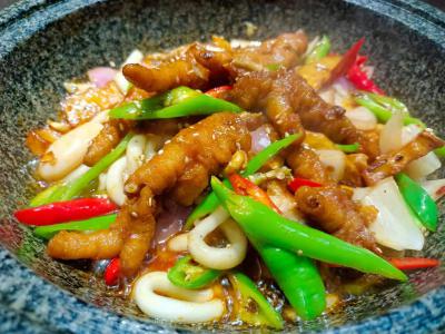  麻辣香鍋技能做法哪家好？各種調(diào)味醬的制造