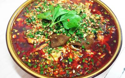 川味冒菜技術(shù)培訓哪家好？冒菜底料熬制方法